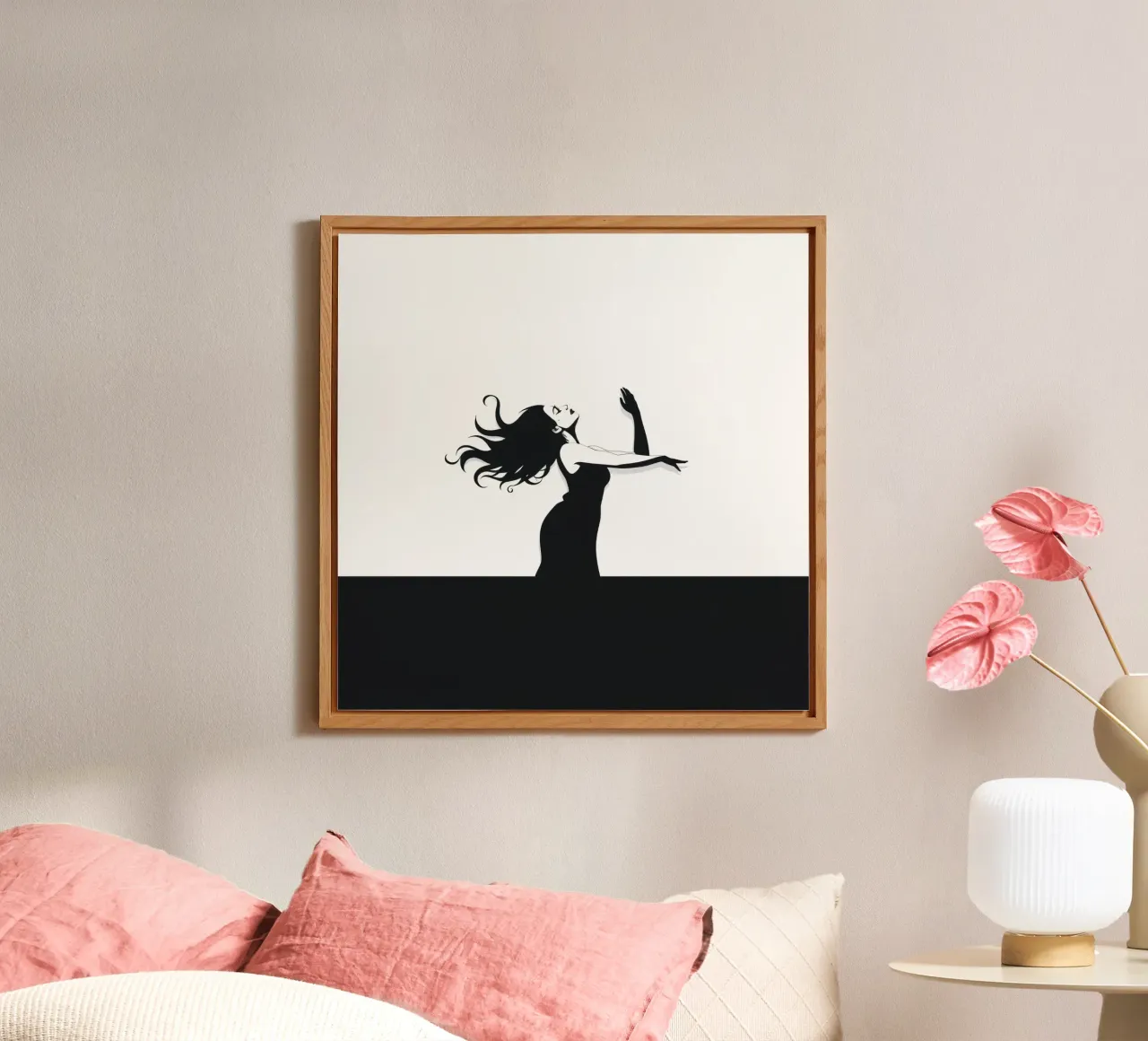 Una donna con i capelli fluenti danza con grazia contro una minima alluminio dibond da DesignDoodle