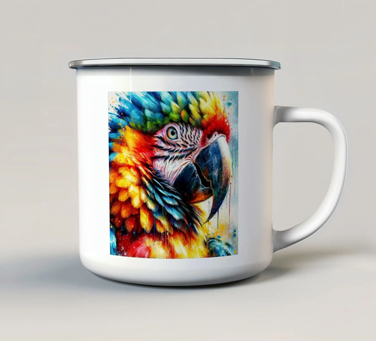 Pappagallo colorato tazza in smalto da Chromatic Fusion Studio