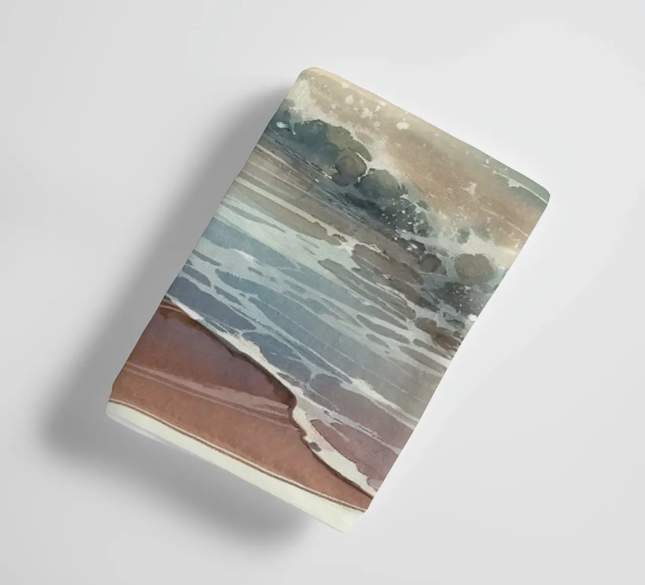 Alba calma sulla spiaggia tropicale asciugamano da bagno da Chromatic Fusion Studio