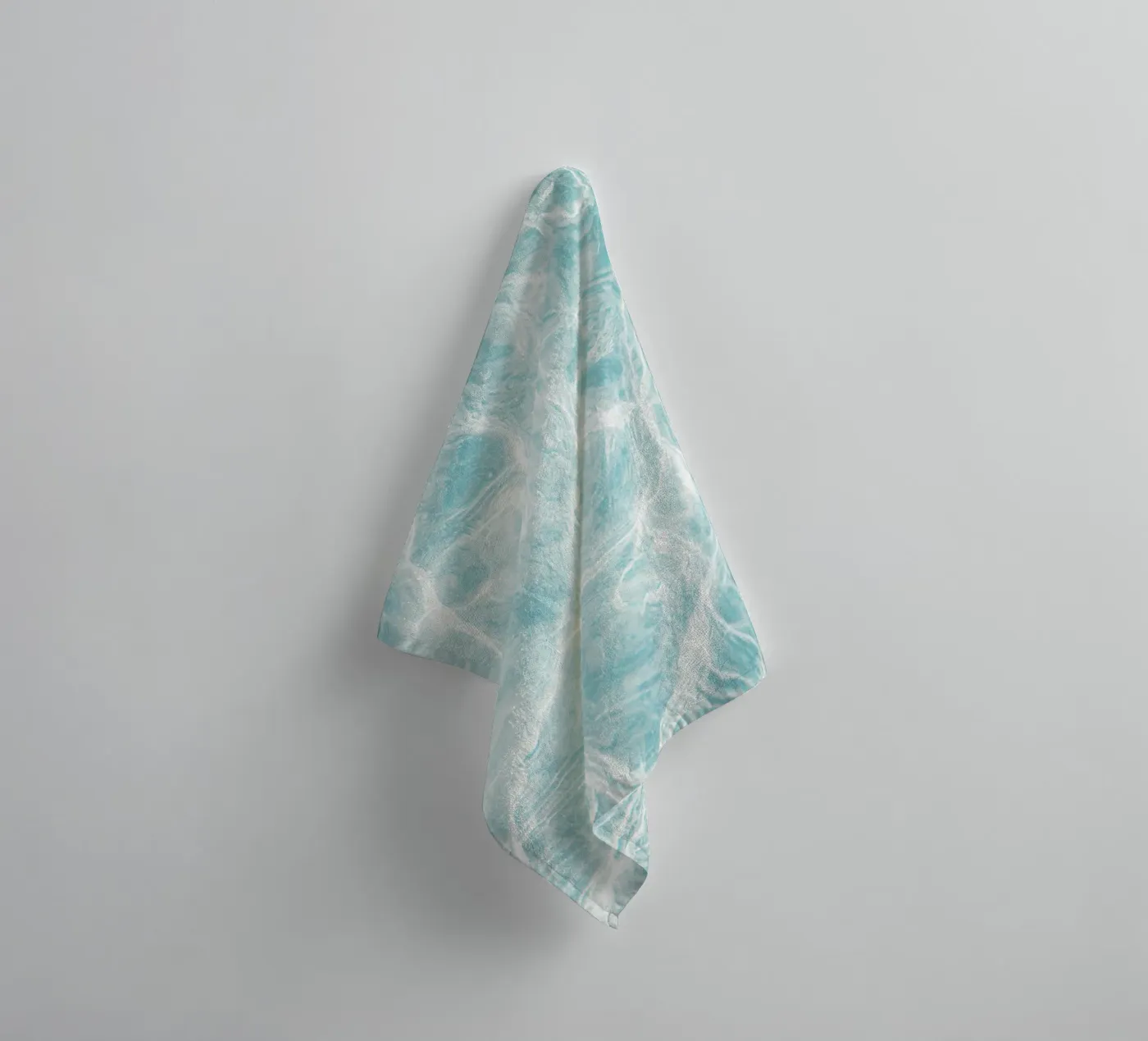 Water Pattern towel by Dagmar Pels