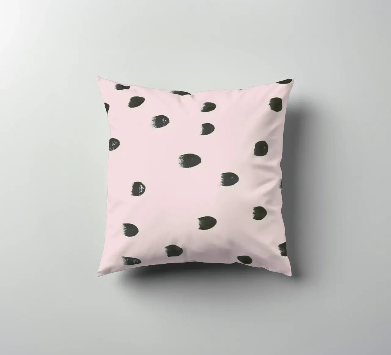 Dots On Pink cuscino da IRIS LEHNHARDT FINE ART
