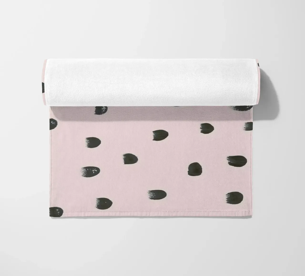 Dots On Pink telo mare da IRIS LEHNHARDT FINE ART