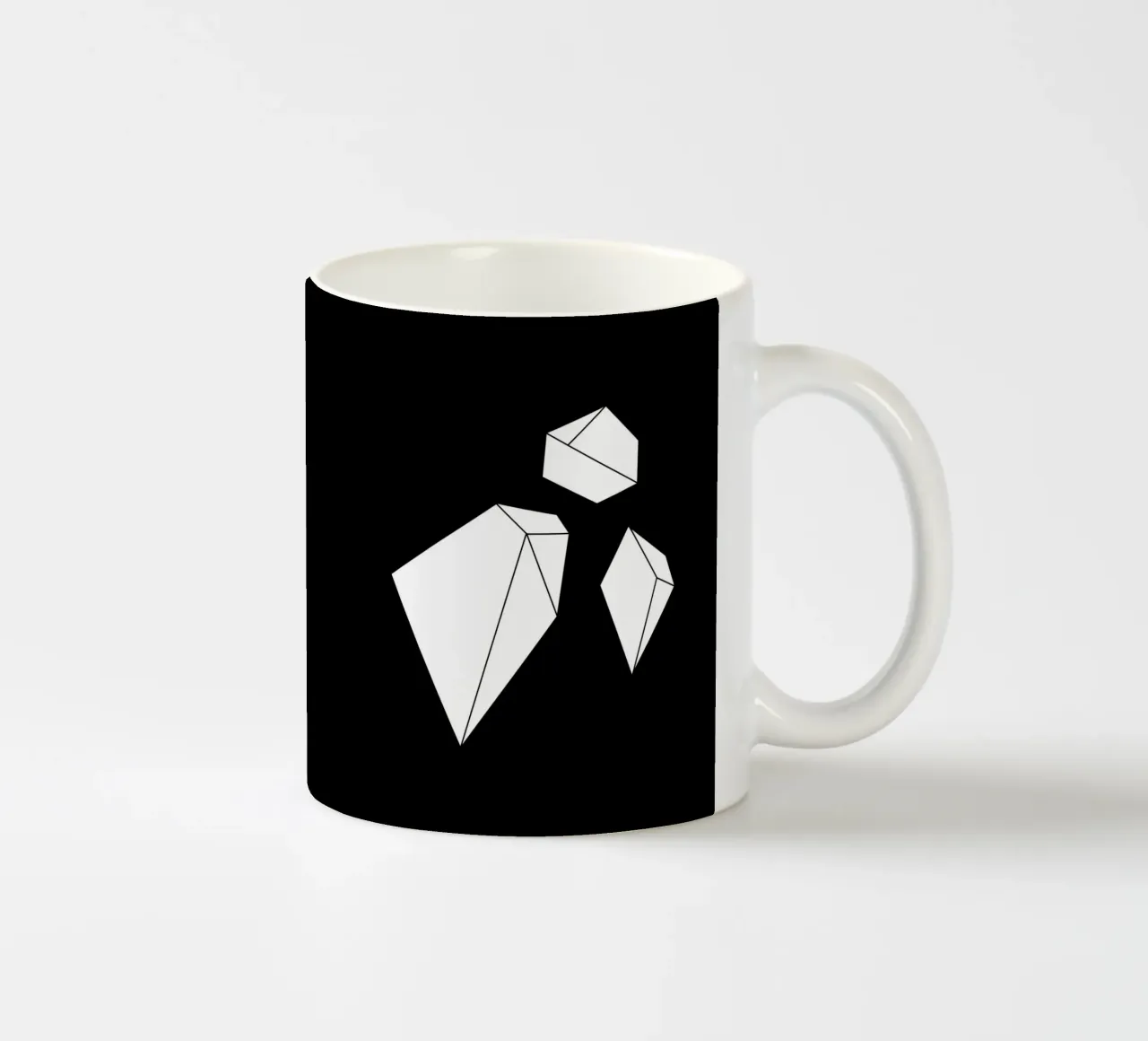 Gems - Minimalismus Keramik Tasse von BAINAI