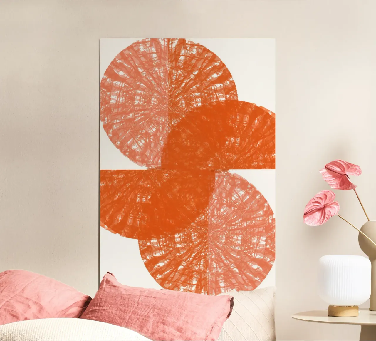 Orange Circle Fans 1 poster con telaio in legno da Casa Cartissi