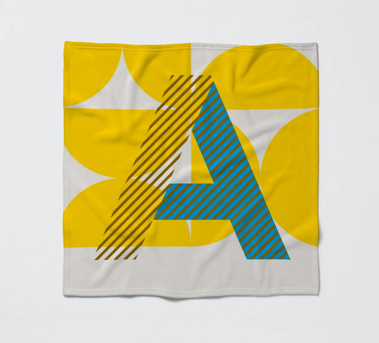 A Typeface Alphabet coperta in pile da lazydaypaper