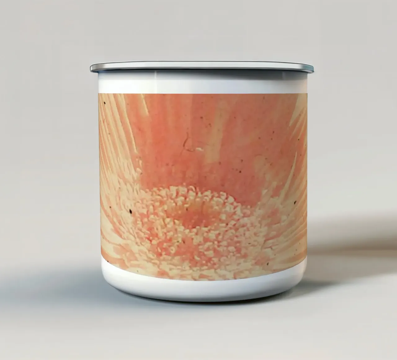 Gerbera tazza in smalto da Cassia Beck Photography
