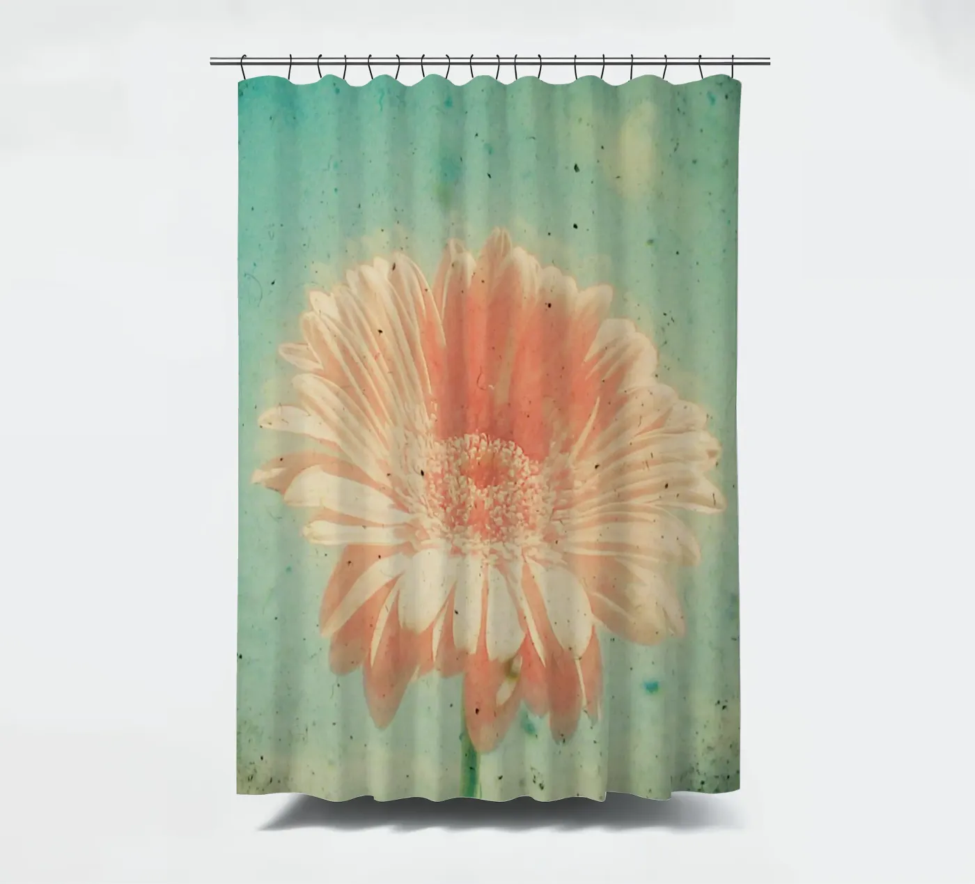 Gerbera Duschvorhang von Cassia Beck Photography