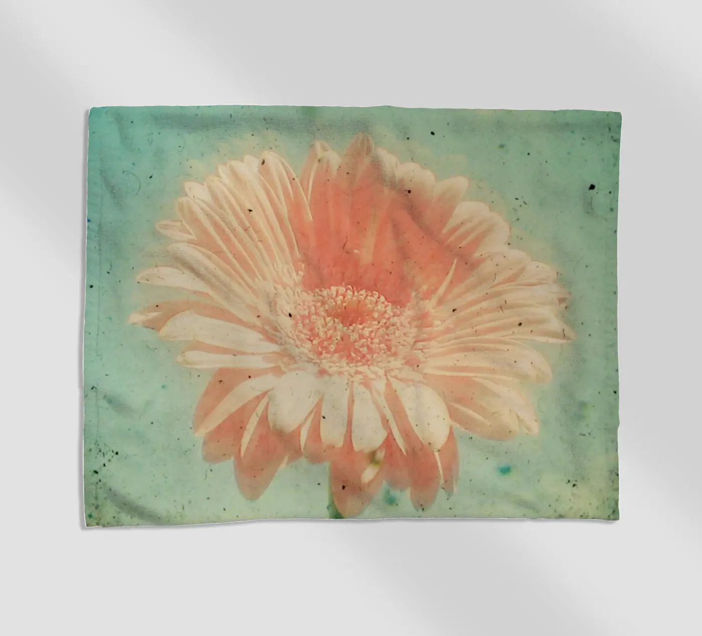 Gerbera strandhanddoek van Cassia Beck Photography
