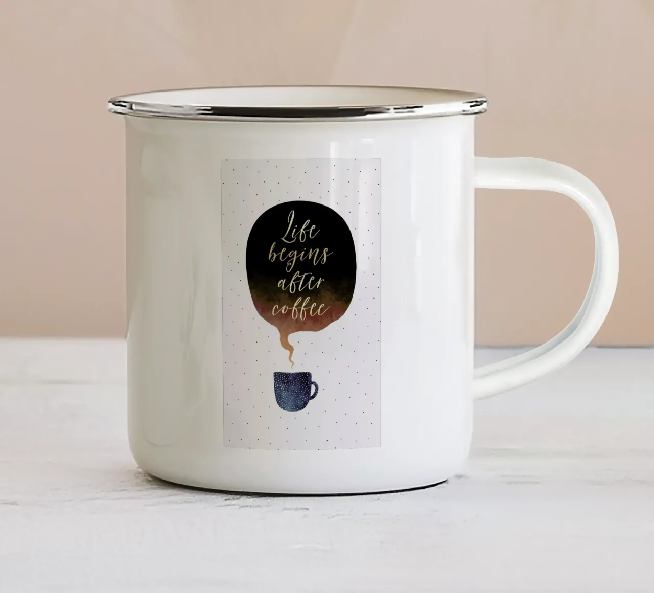 Life Begins After Coffee tazza in smalto da Elisabeth Fredriksson