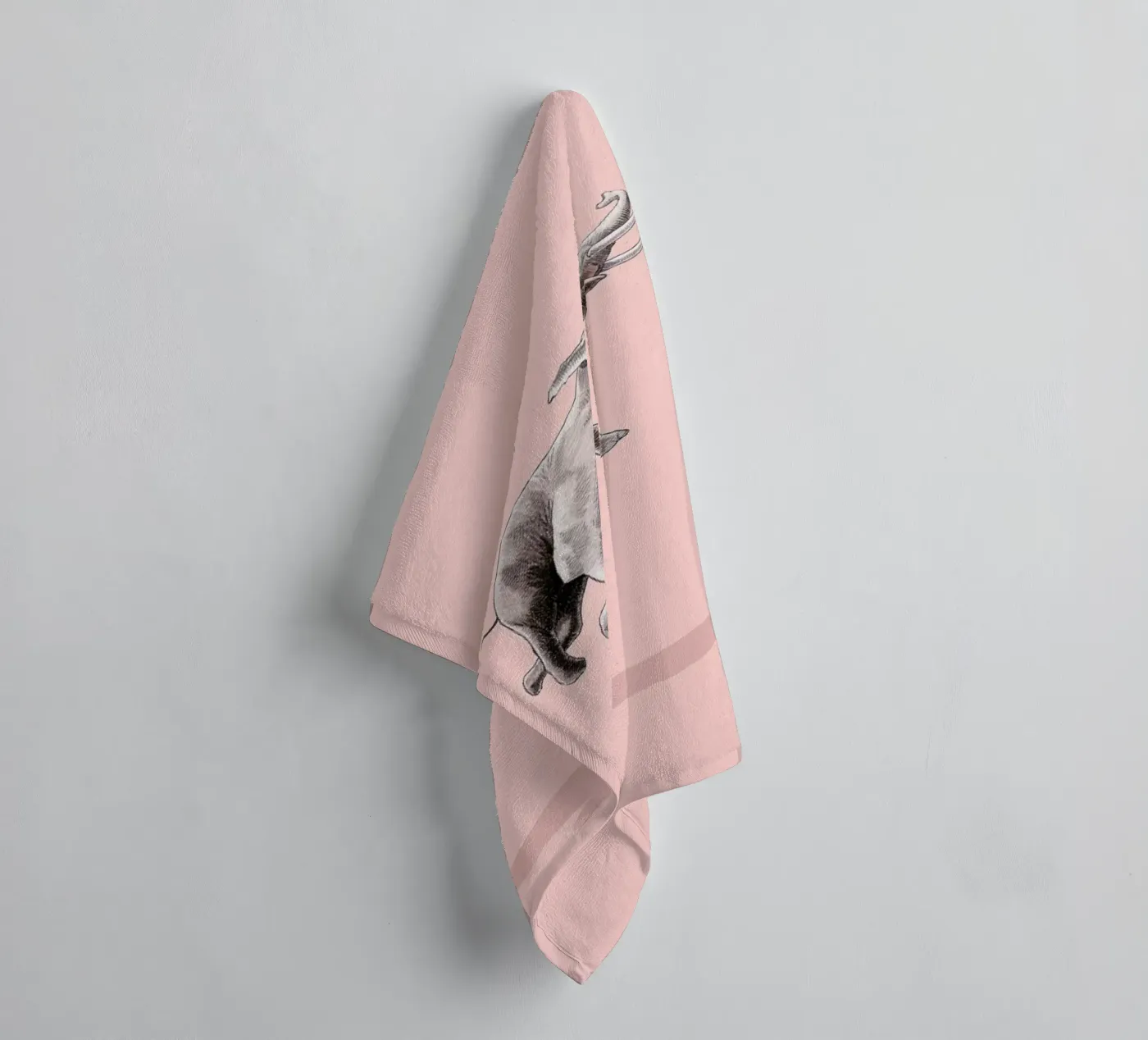 Float Like a Bird Handtuch von Jason Ratliff