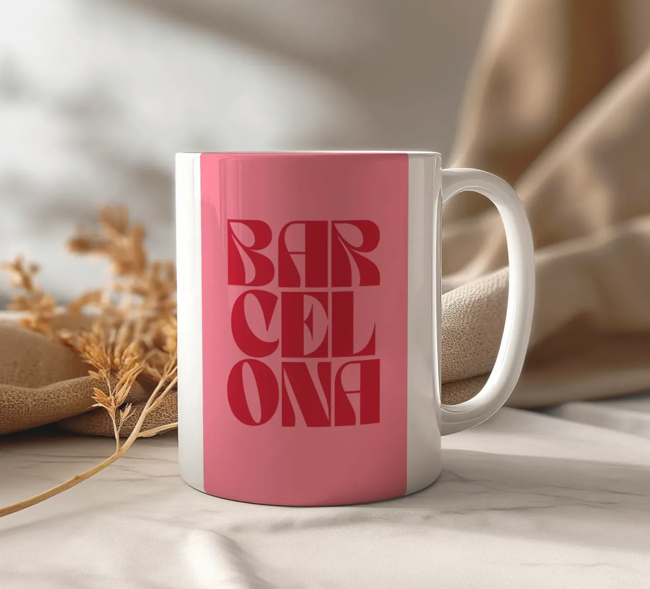 Barcellona Viaggio Tipografia rosa e rossa tazza in ceramica da pdigitalprints