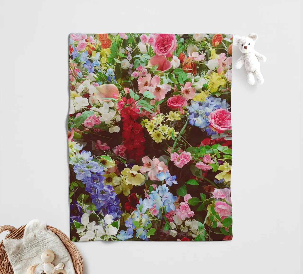 Floral Explosion Fleecedecke von Cassia Beck Photography