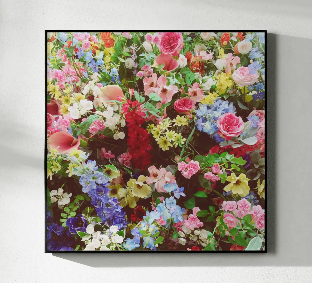 Esplosione floreale plexiglass da Cassia Beck Photography