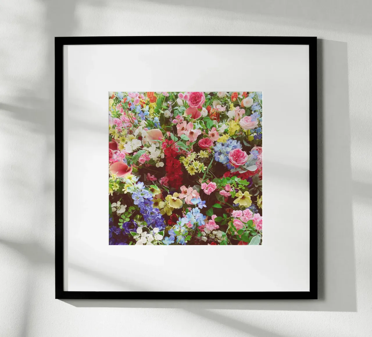 Blumenexplosion Poster von Cassia Beck Photography