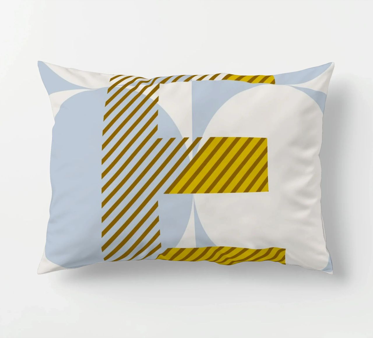 E Typeface Alphabet cuscino da lazydaypaper