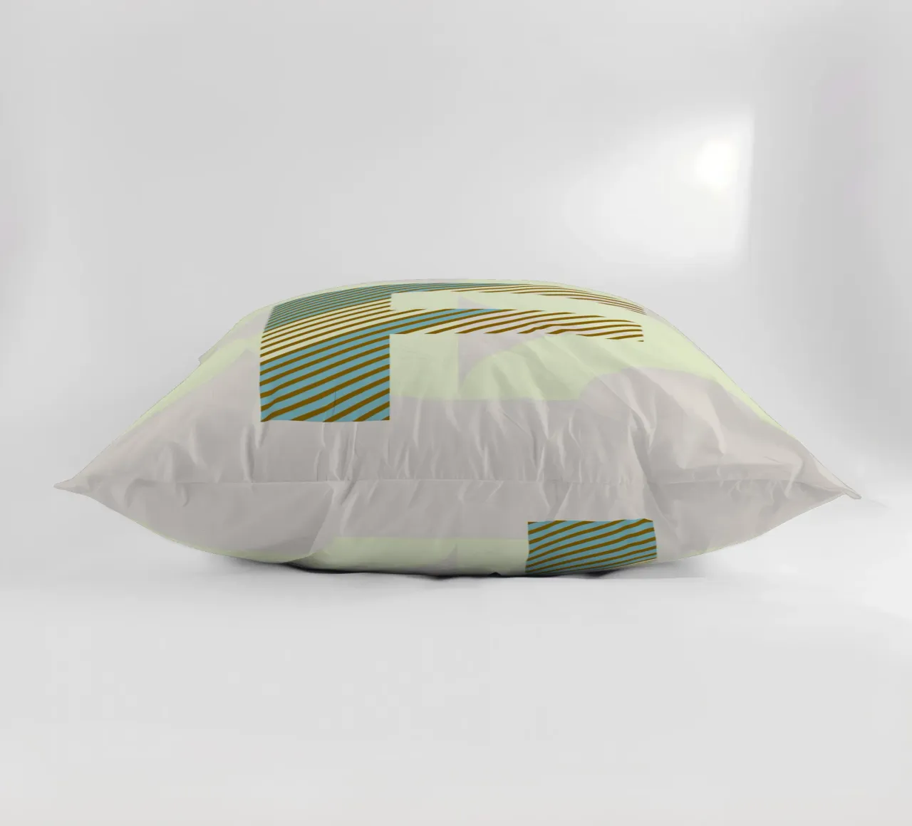 F Typeface Alphabet cuscino da lazydaypaper