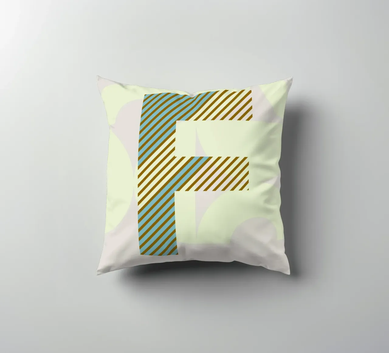 F Typeface Alphabet cuscino da lazydaypaper