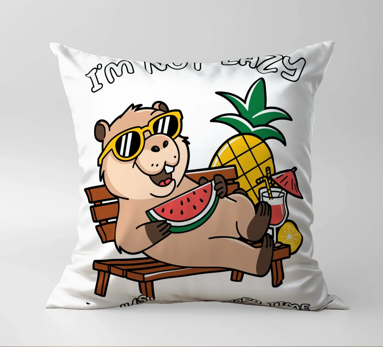 I'M NOT LAZY. I'M JUST ON CAPYBARA TIME coussin de edsonramosart