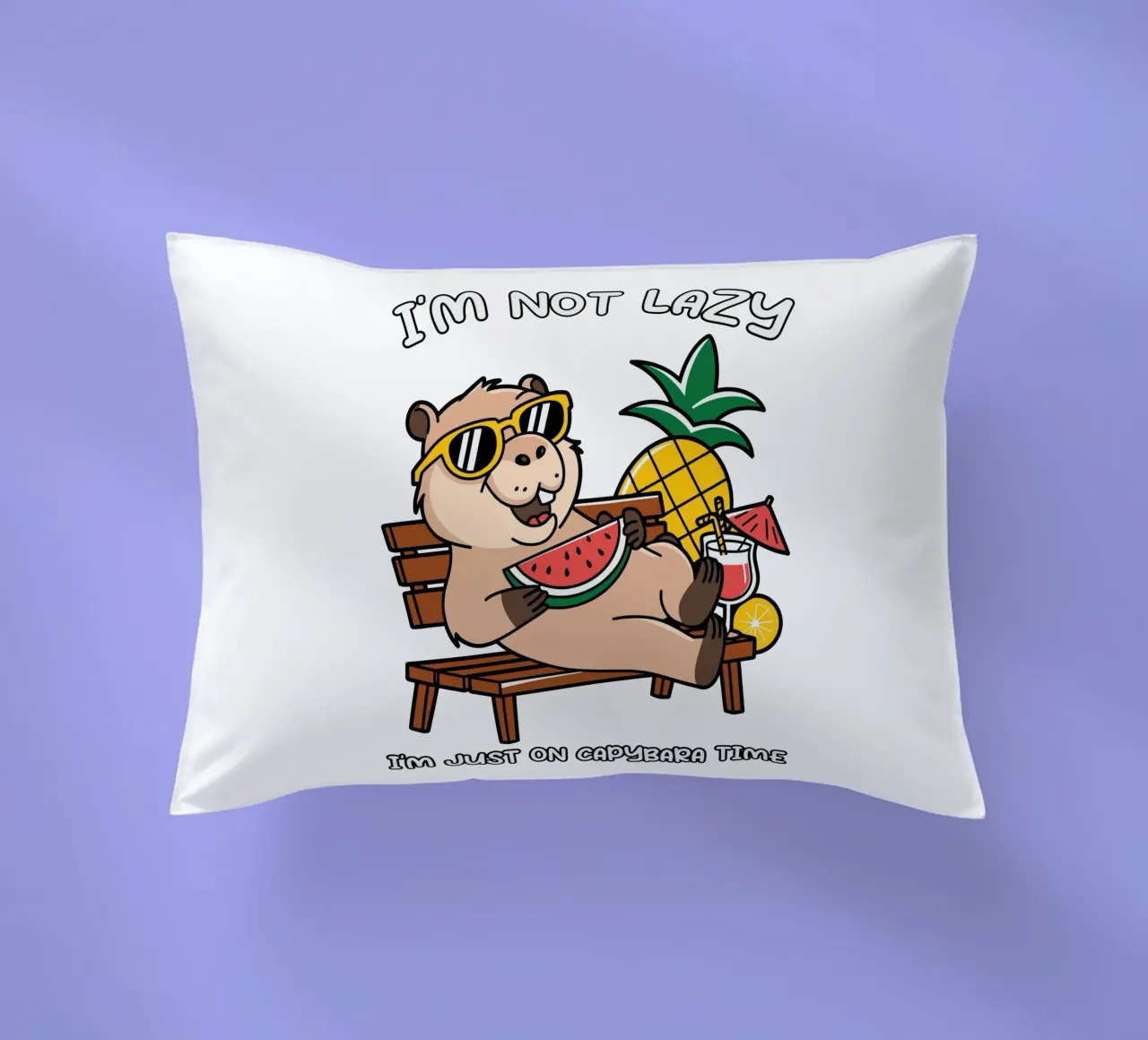 I'M NOT LAZY. I'M JUST ON CAPYBARA TIME coussin de edsonramosart