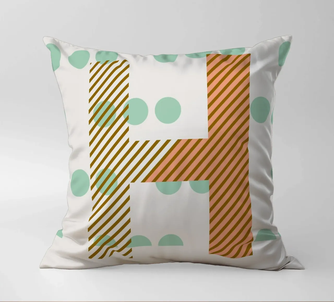H Typeface Alphabet cuscino da lazydaypaper