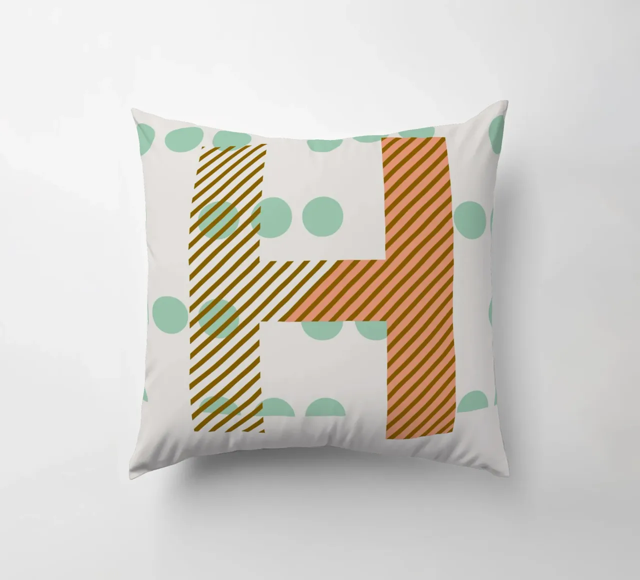 H Typeface Alphabet cuscino da lazydaypaper
