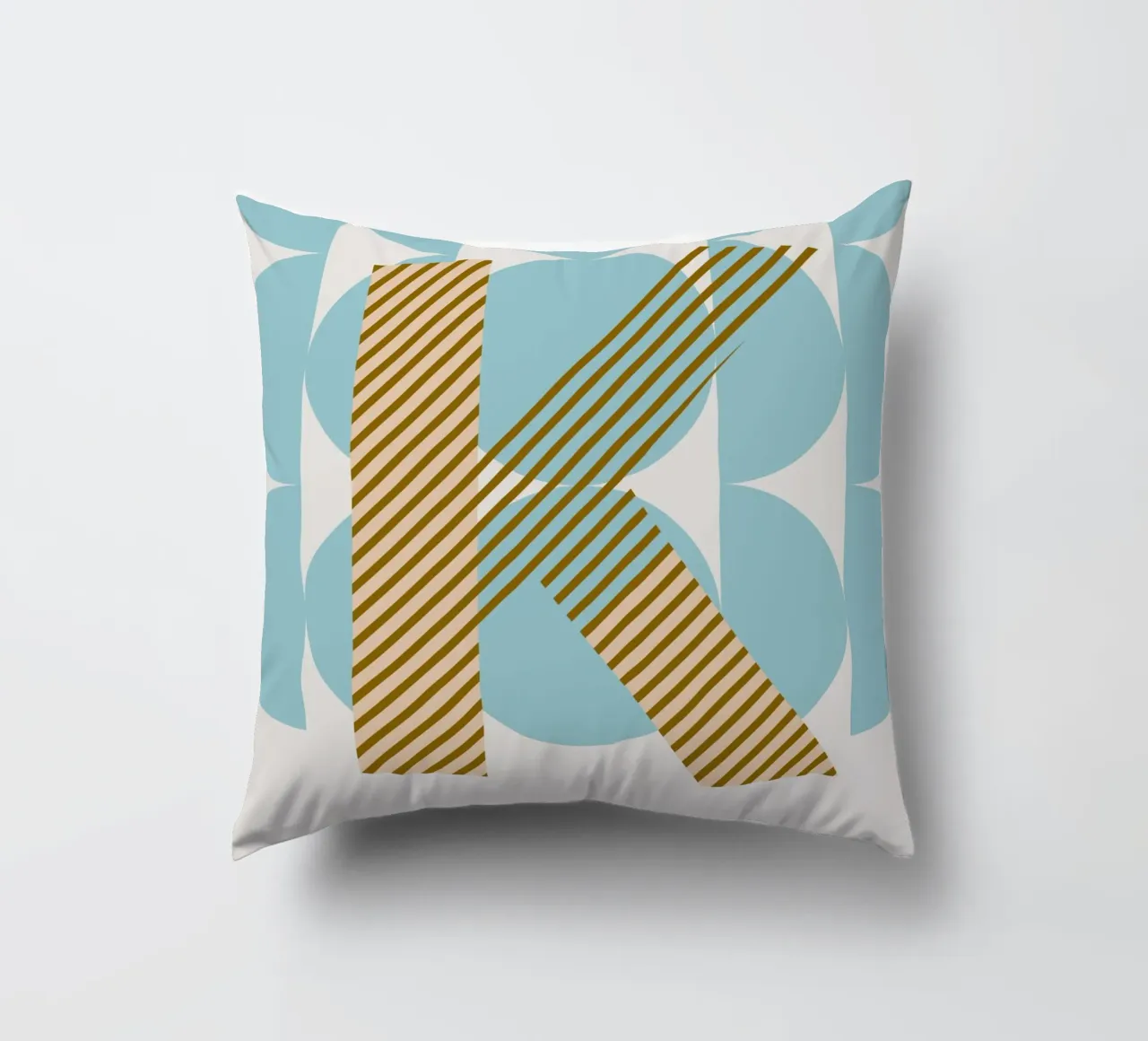 K Typeface Alphabet cuscino da lazydaypaper