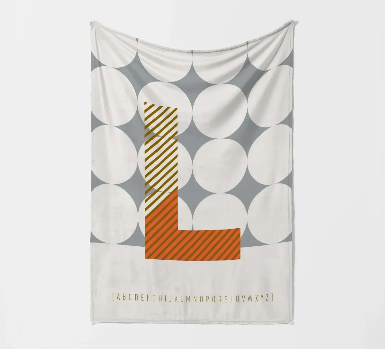 L Typeface Alphabet coperta in pile da lazydaypaper