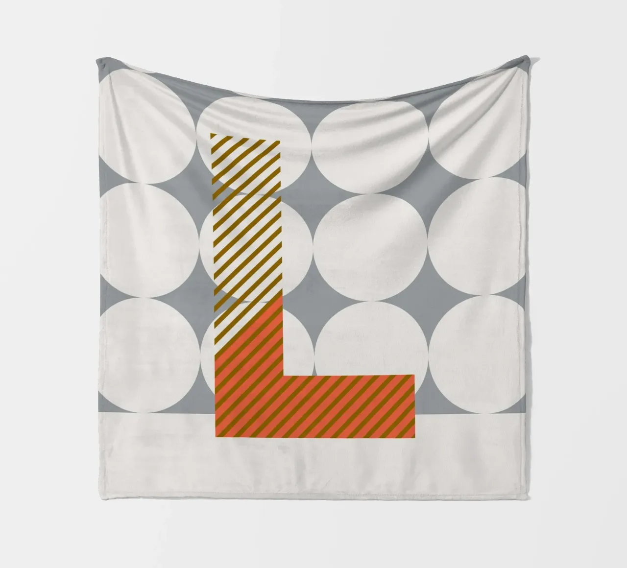 L Typeface Alphabet coperta in pile da lazydaypaper