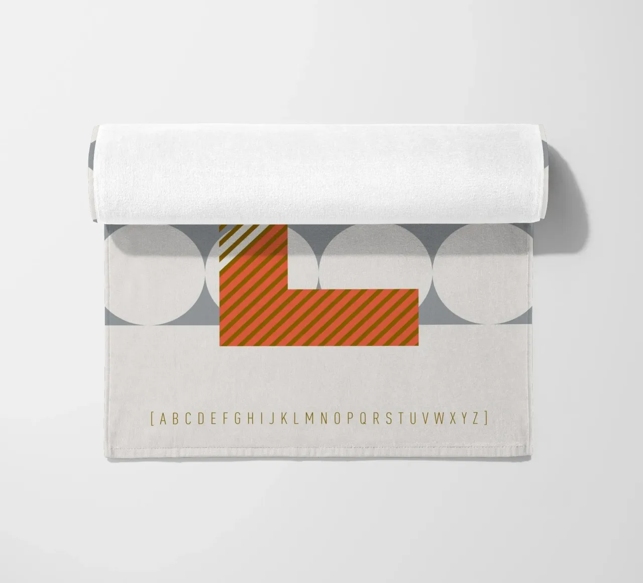 L Typeface Alphabet telo mare da lazydaypaper