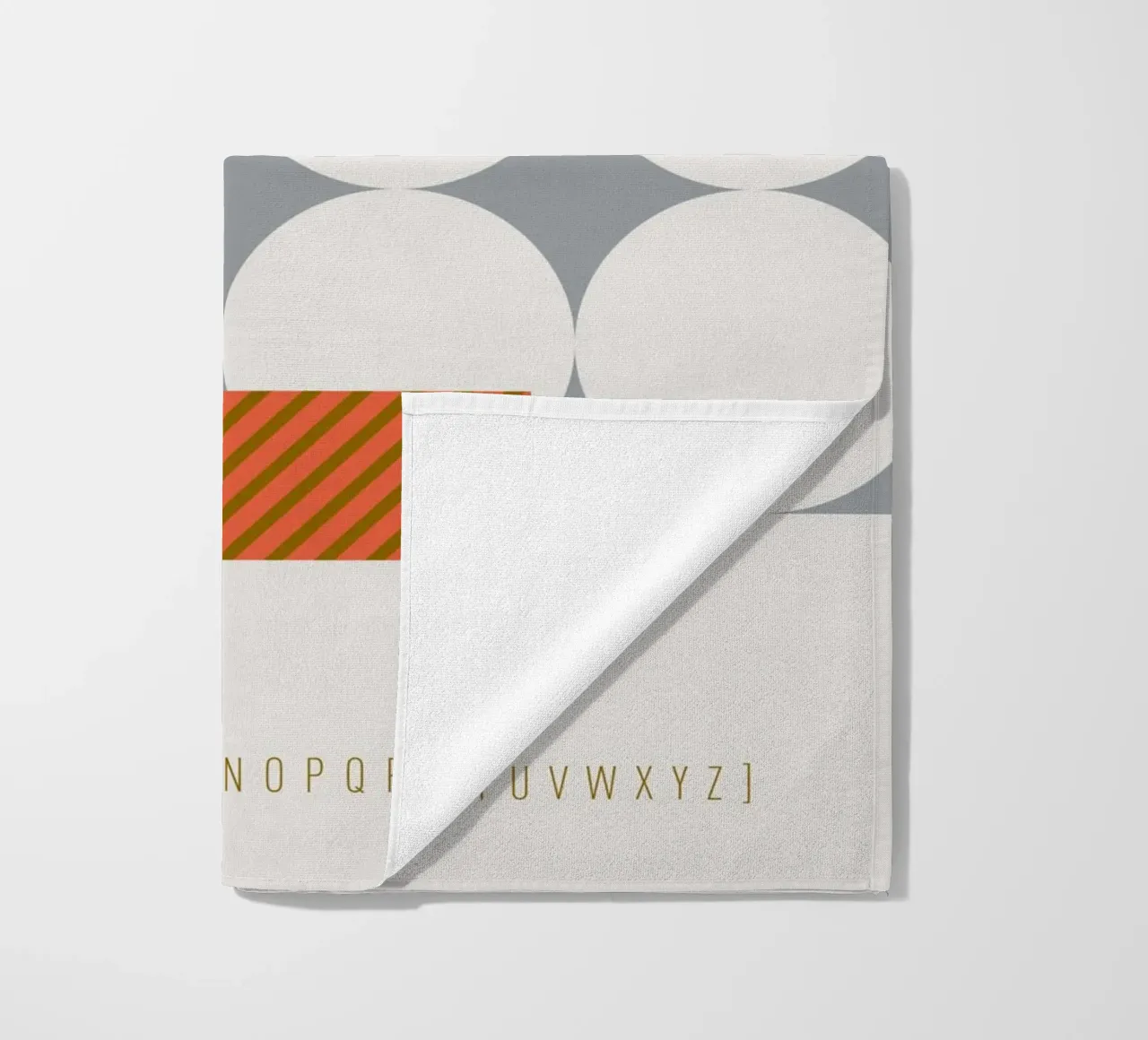 L Typeface Alphabet telo mare da lazydaypaper