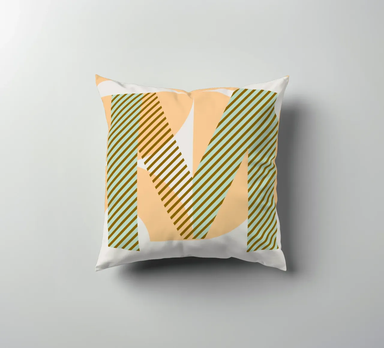 M Typeface Alphabet cuscino da lazydaypaper