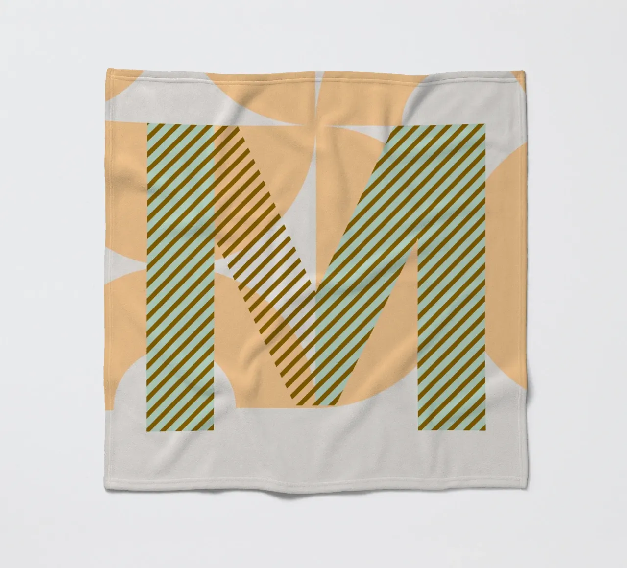 M Typeface Alphabet coperta in pile da lazydaypaper