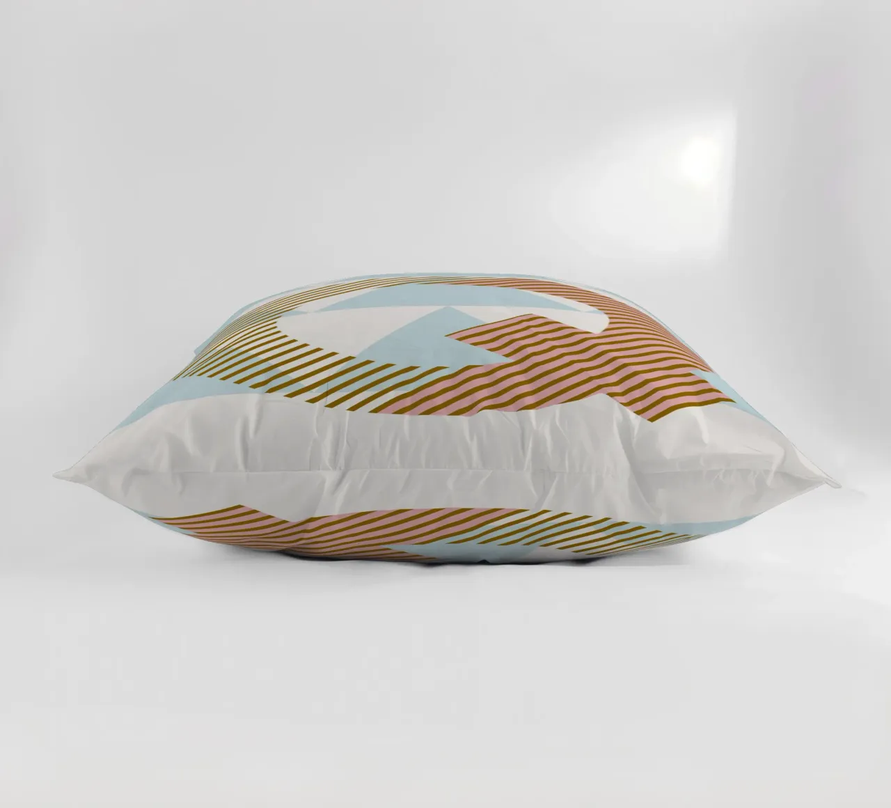 Q Typeface Alphabet cuscino da lazydaypaper