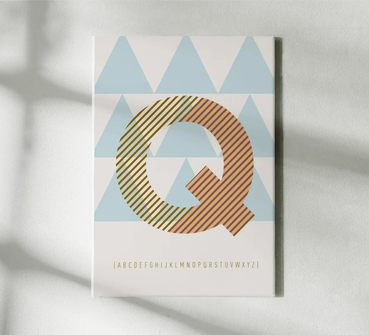 Q Typeface Alphabet tela da lazydaypaper