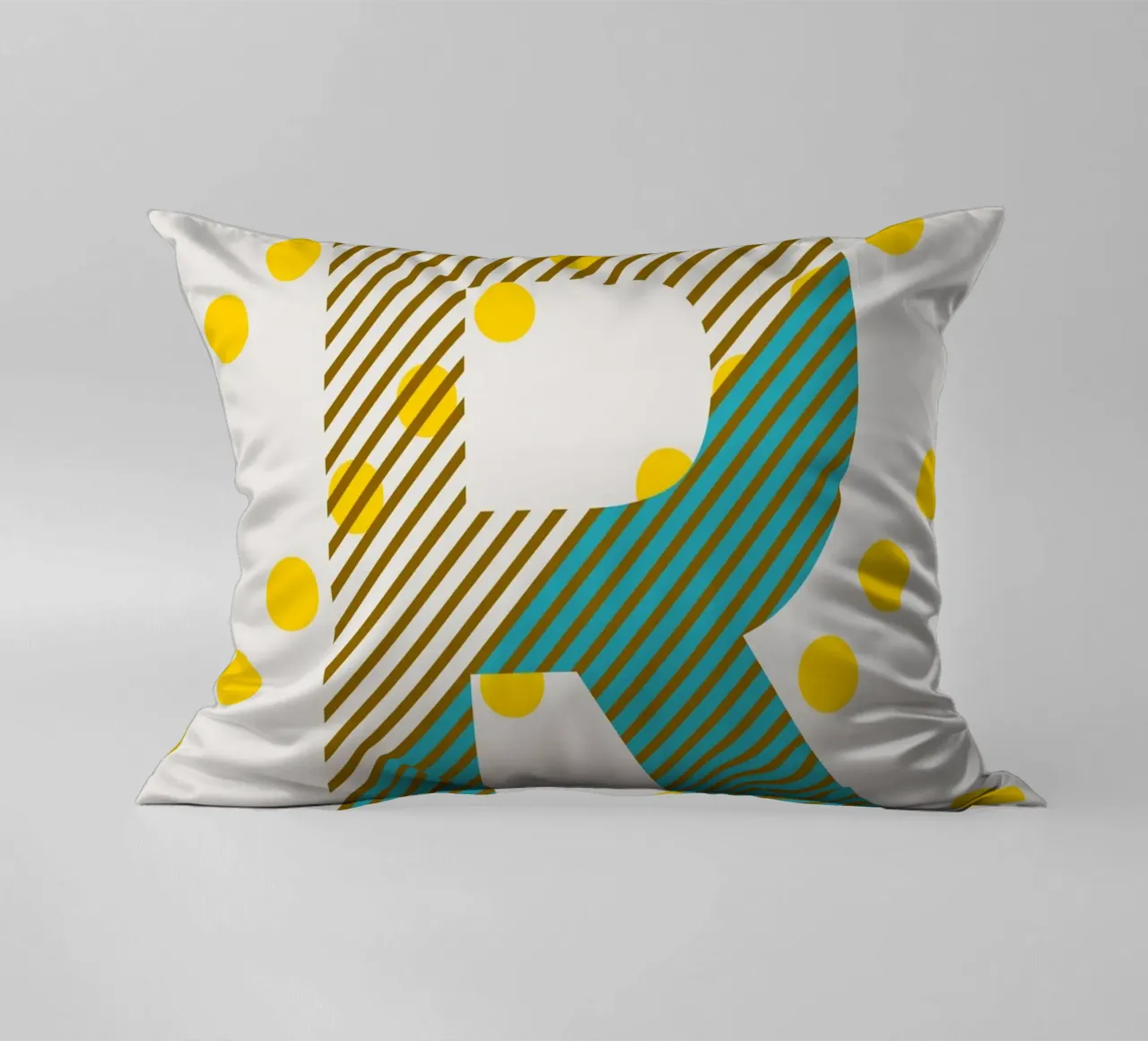 R Typeface Alphabet cuscino da lazydaypaper