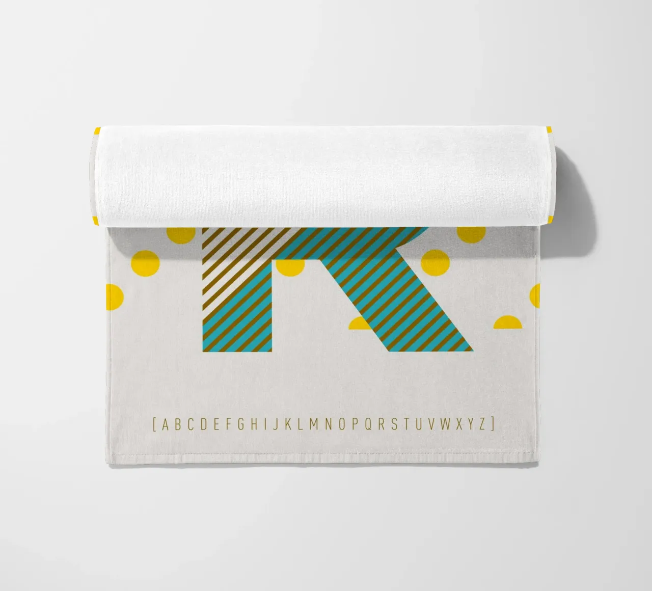 R Typeface Alphabet telo mare da lazydaypaper