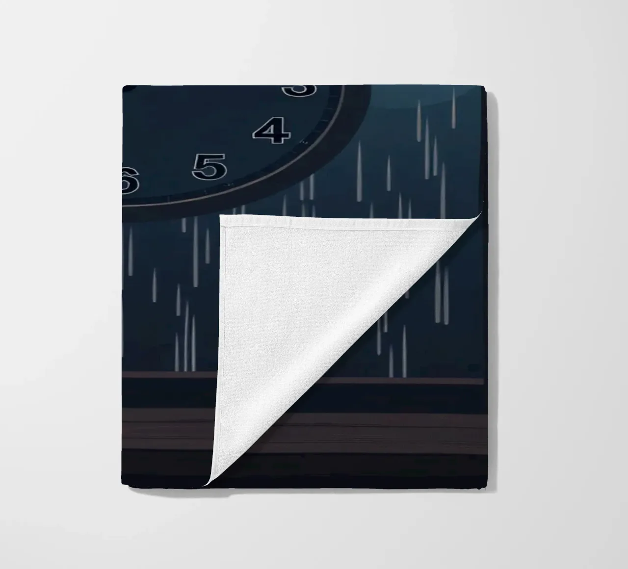 Vue d'une soirée pluvieuse depuis une chambre confortable avec une horloge et une plante serviette de plage de DesignDoodle