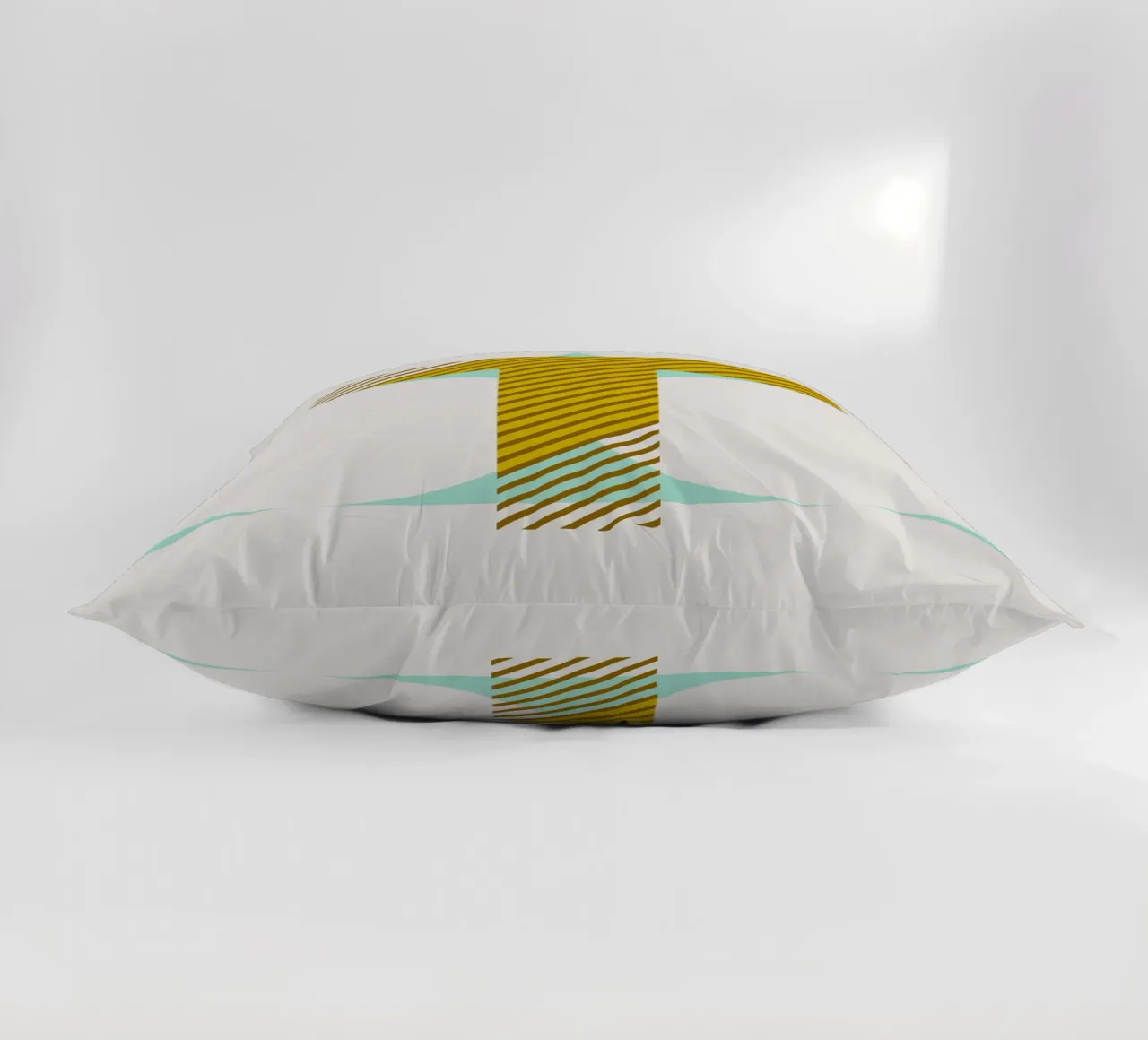 T Typeface Alphabet cuscino da lazydaypaper