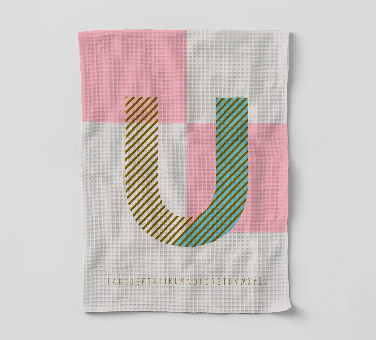 U Typeface Alphabet torchon de lazydaypaper