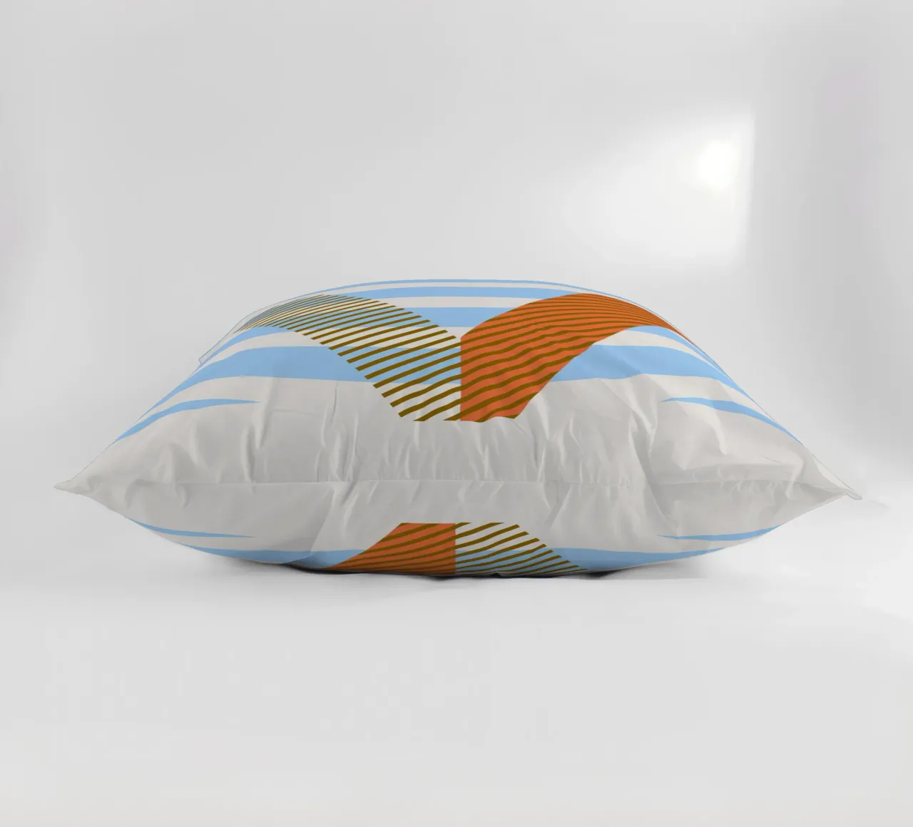 V Typeface Alphabet cuscino da lazydaypaper