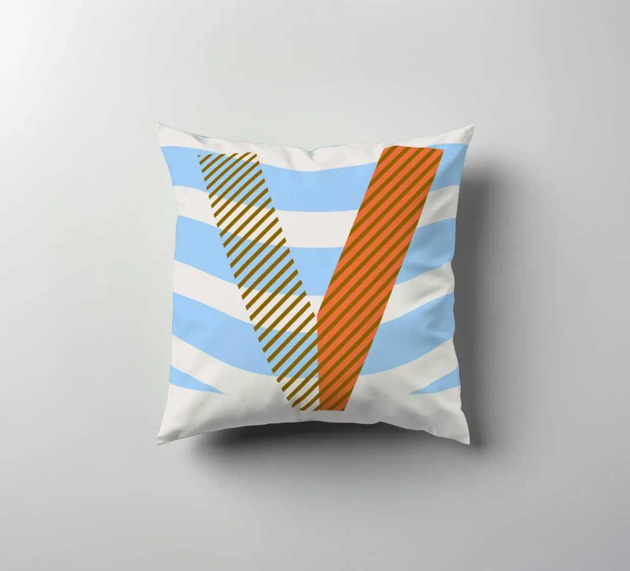 V Typeface Alphabet cuscino da lazydaypaper
