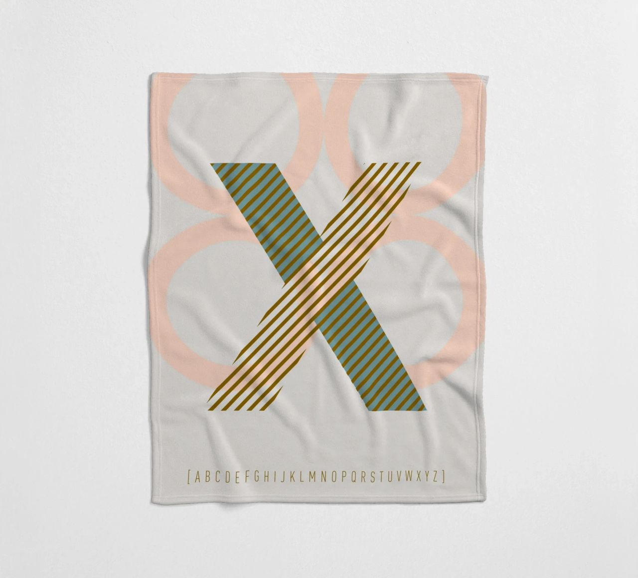 X Typeface Alphabet coperta in pile da lazydaypaper