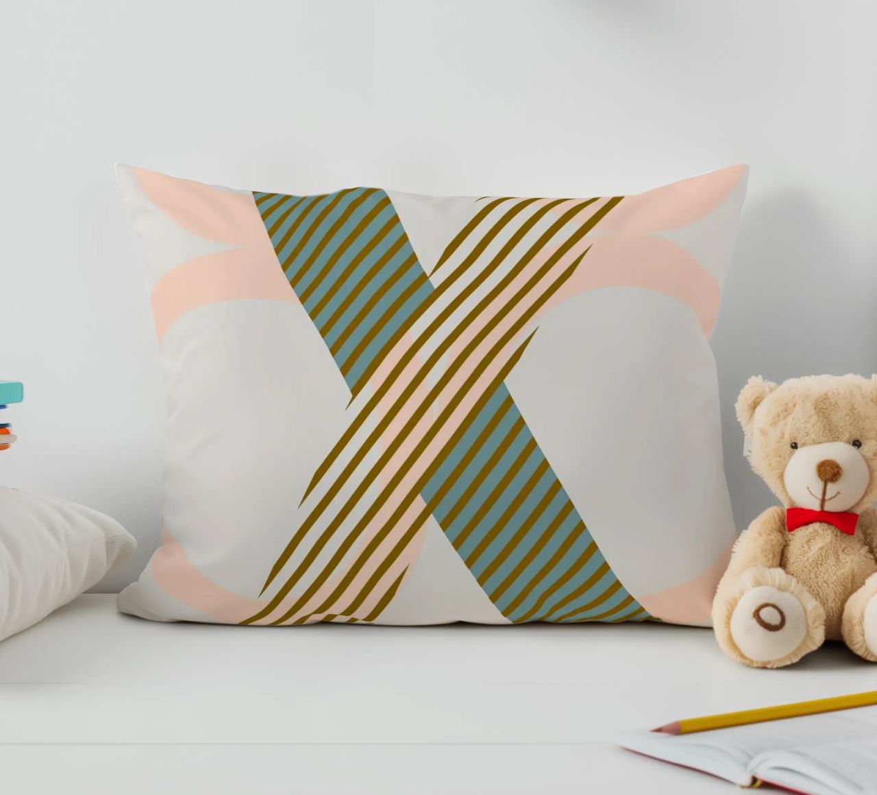 X Typeface Alphabet cuscino da lazydaypaper