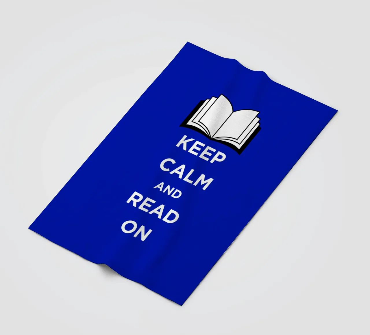 Keep Calm and Read On - Blue Background coperta in pile da FABOArt