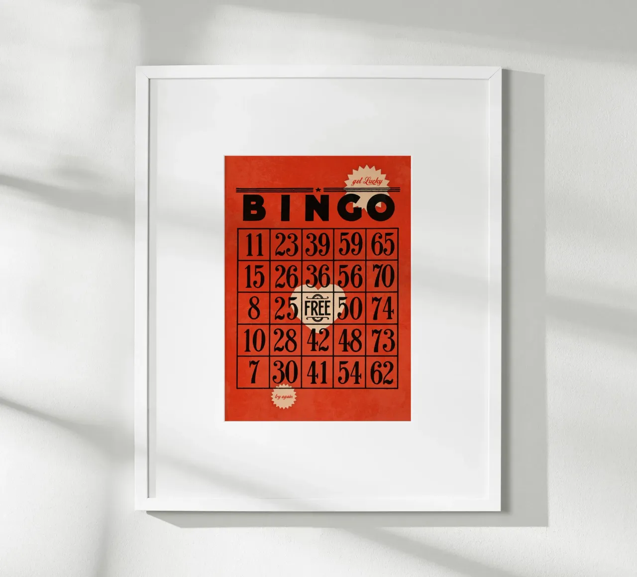 LUCKY IN LOVE poster con telaio in plastica da lazydaypaper