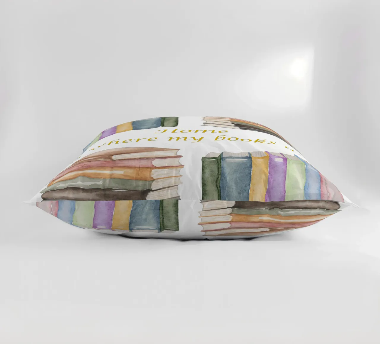 "Home is where my books are" cuscino da FABOArt
