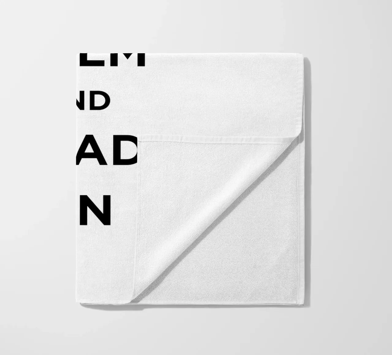 KEEP CALM AND READ ON strandhanddoek van FABOArt