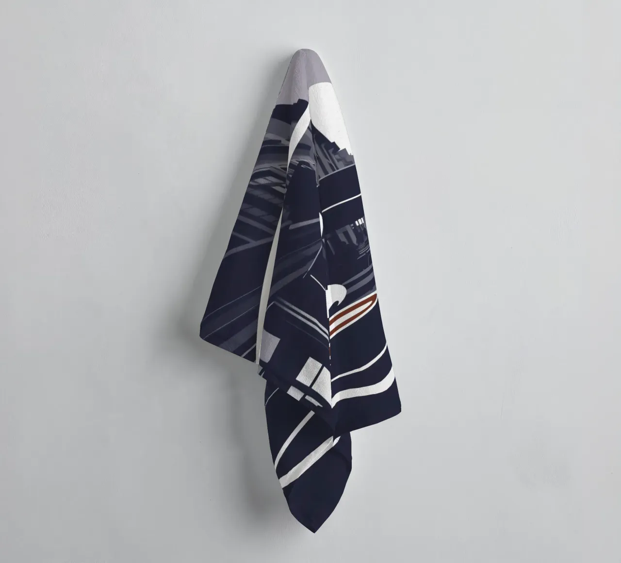 Gezellige coffeeshopsfeer in een drukke straat badhanddoek van DesignDoodle