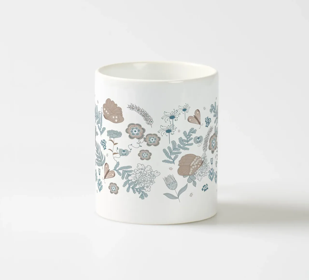Busy life in the fields mug en céramique de Mandalla Pattern